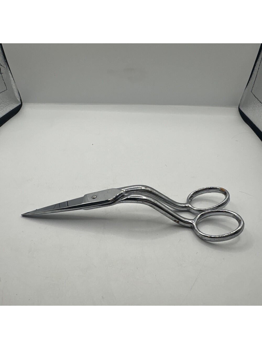 Gingher Double Curve Embroidery Scissors Chrome. Made In Italy